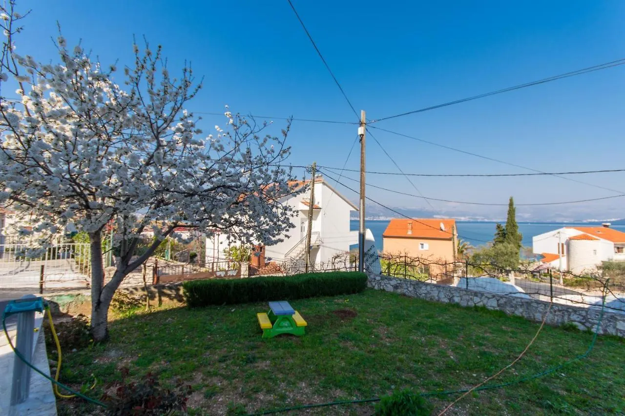 Apartment Slatine 1126B Trogir Croacia