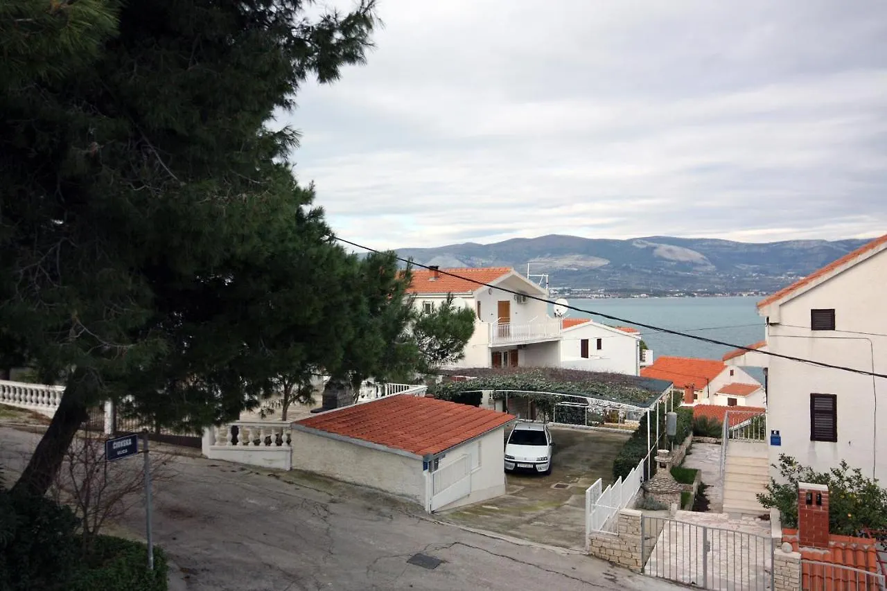 Apartment Slatine 1126B Trogir 0*,