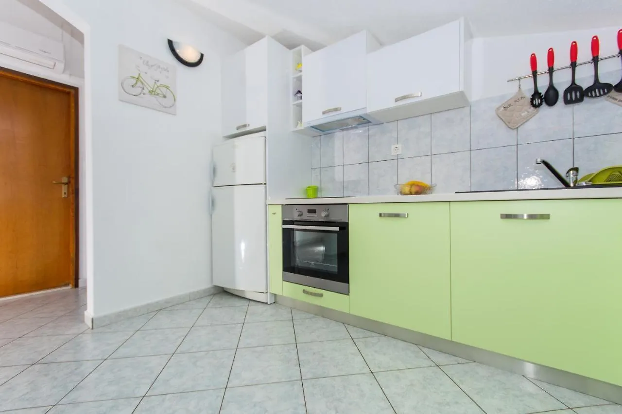 Apartment Slatine 1126B Trogir